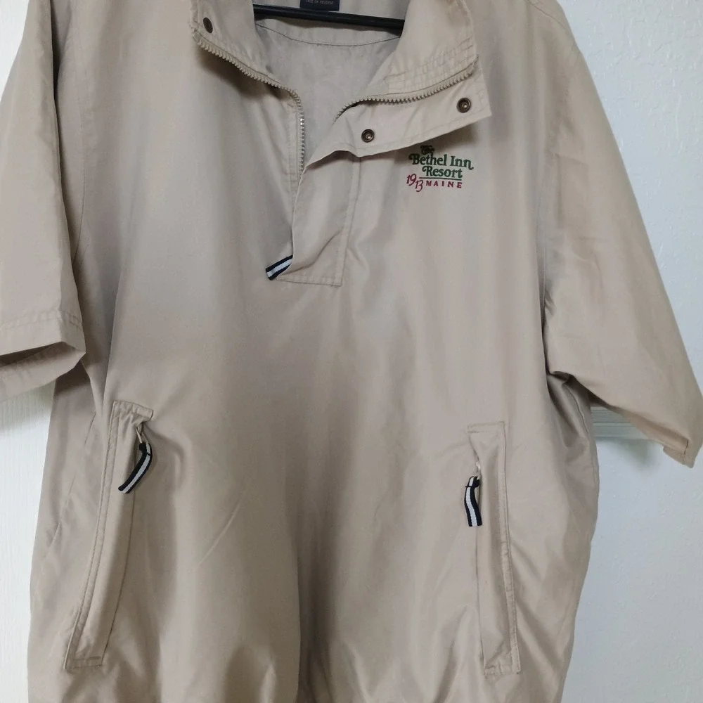 Tres Bien Polyester Tan Collared‎ Pullover 1/4 Zip Golf Jacket Size M Bethel Inn